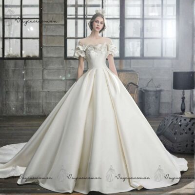 Váy cưới trễ vai bằng vải satin 3 VC29