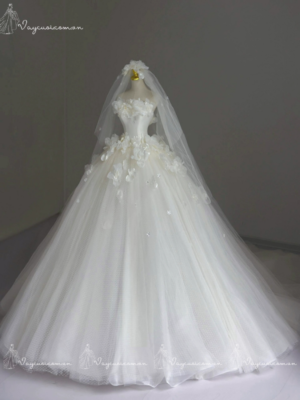 VC74 Váy Cưới Công Chúa Không Dây Đính Hoa 3D Kiểu Pháp  4