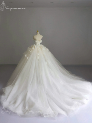 VC74 Váy Cưới Công Chúa Không Dây Đính Hoa 3D Kiểu Pháp  5