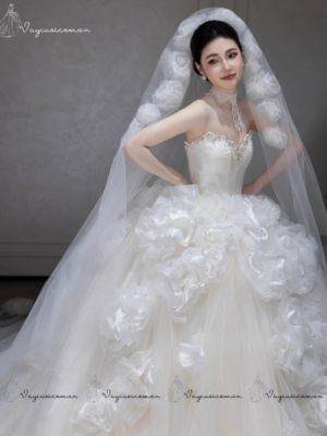 VC79 Váy Cưới Công Chúa Không Dây Đơn Giản, Nhẹ & Cao Cấp Cho Cô Dâu Nhỏ Nhắn 4