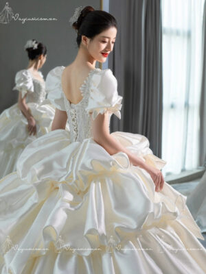 Váy Cưới Satin Hoàng Gia VC39-2