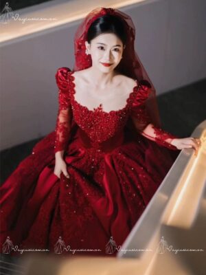 VC87 Váy Cưới Màu Đỏ Lộng Lẫy Dài Tay 2