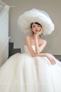 Váy Cưới Satin Cúp Ngực Phong Cách Pháp VC34-4