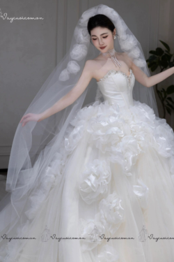 VC79 Váy Cưới Công Chúa Không Dây Đơn Giản, Nhẹ & Cao Cấp Cho Cô Dâu Nhỏ Nhắn 3