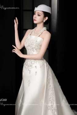 VC89 Váy Cưới Đuôi Cá Satin Không Dây Kiểu Pháp Đuôi Dài Sang Trọng 2