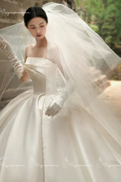 Váy cưới Satin cao cấp có đuôi dài VC41-1