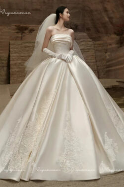 Váy cưới Satin cao cấp có đuôi dài VC41-2