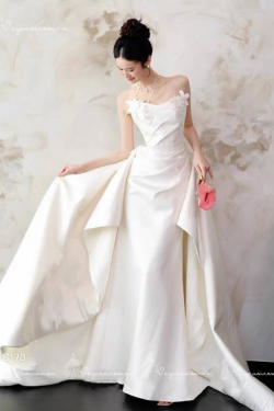 VC173 Váy Cưới Lụa Satin 2 Trong 1 Đính Hoa Khối 3D