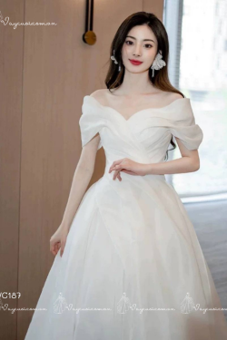 VC187 – Váy Cưới Công Chúa Trễ Vai Draping